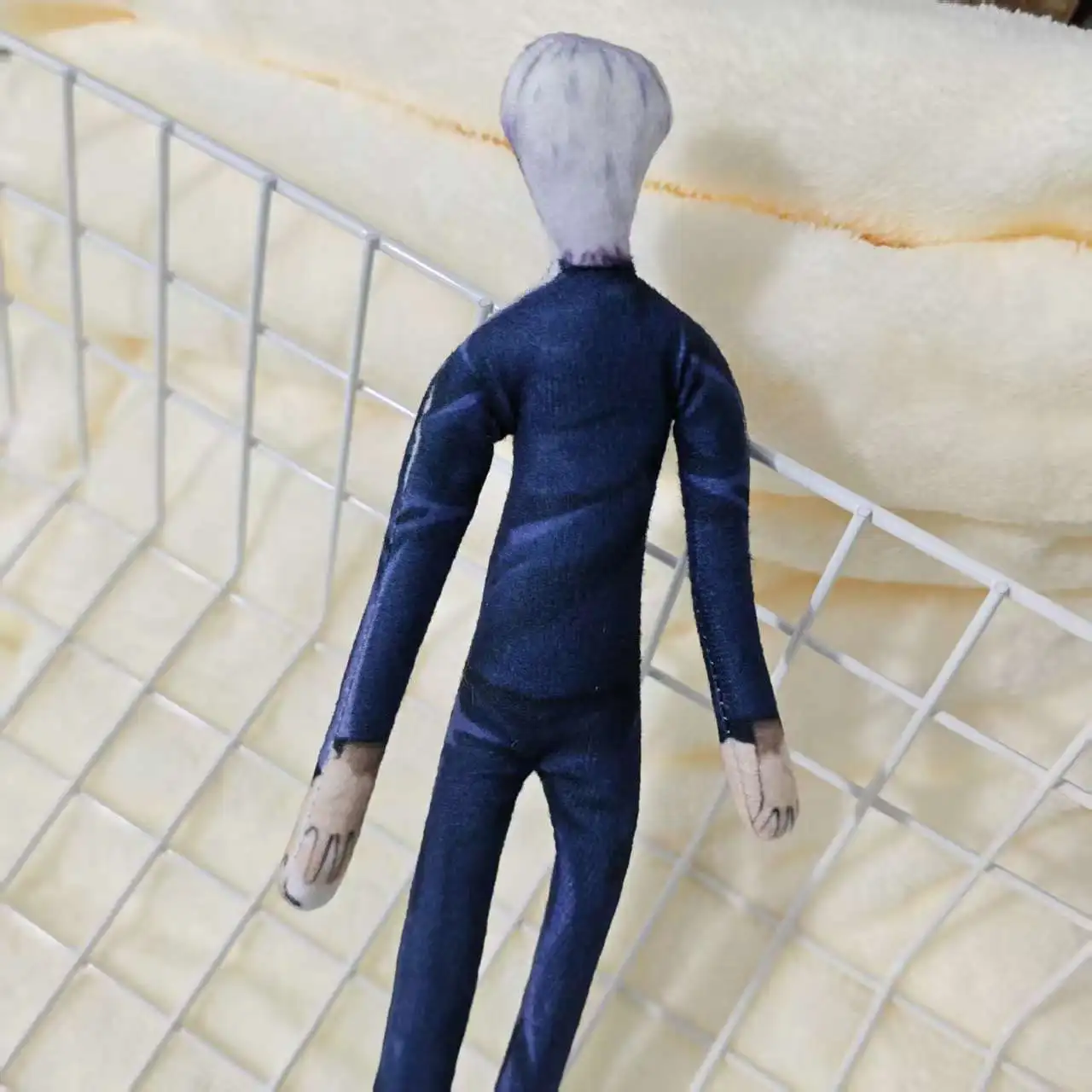Jujutsu Battle: Gojo Gojo Mouse Funny and Bizarre Abstract Desktop Student Ornament Accompanying Doll Built in Skeleton