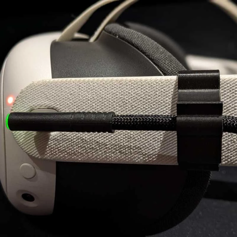 VR Cable Management Clip for Headset Wire Organizer for Comfortable Gaming Experience view 3