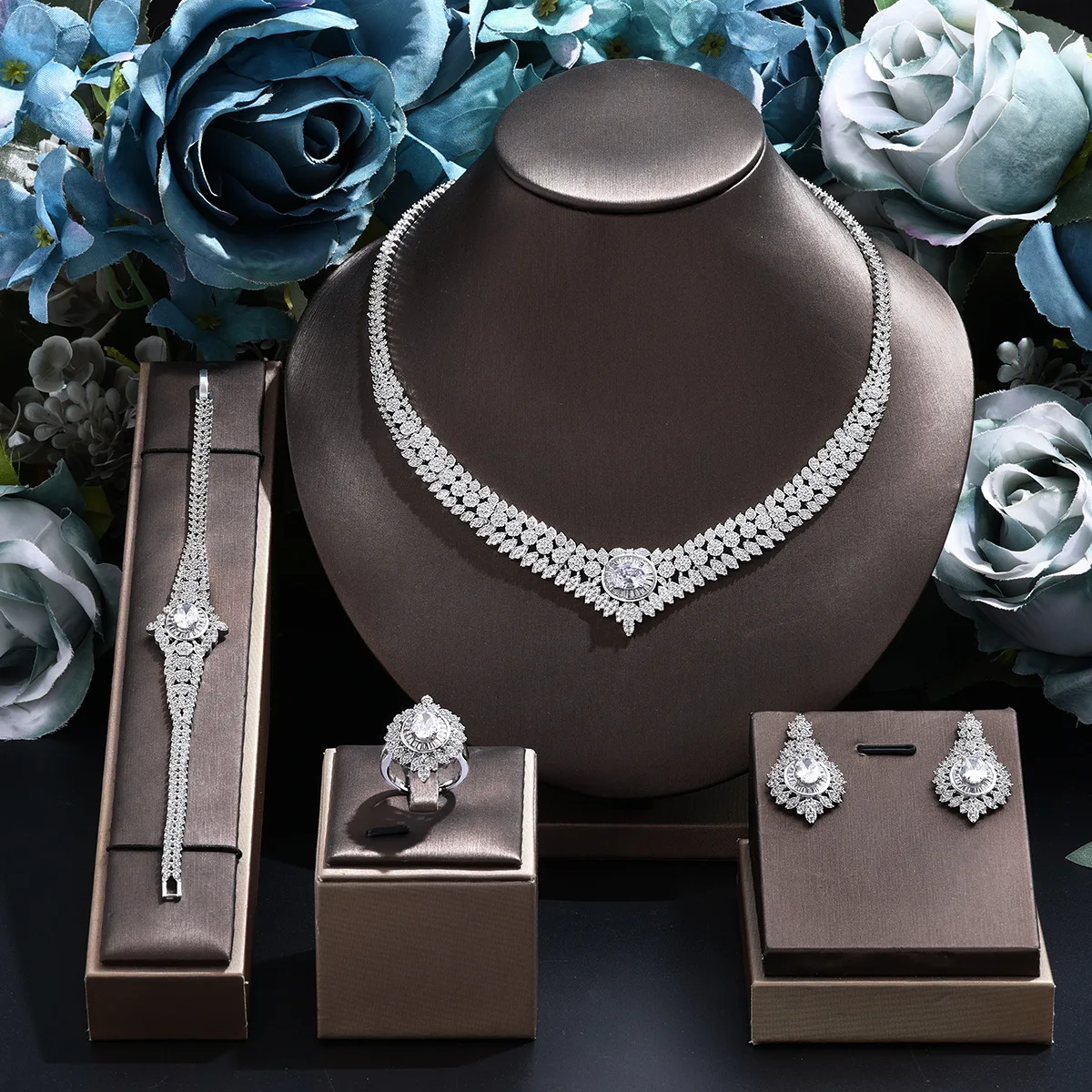 

Luxurious Zircon Necklace Earring Bracelet Ring Elegant Bride's Wedding Jewelry Sets High-Quality Women's Fashion Accessories