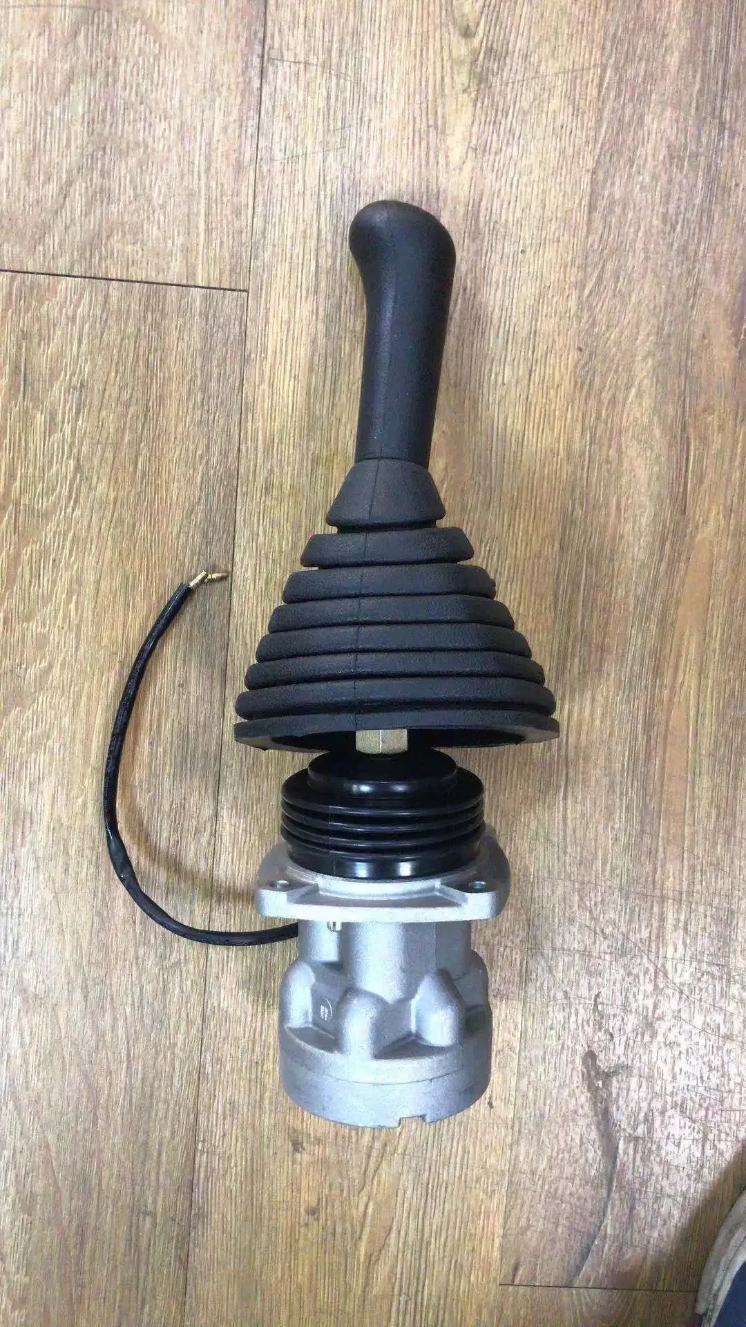 Excavator machinery parts E120B E200B E325BL Hydraulic control handle joystick E325 Pilot valve joystick with handle