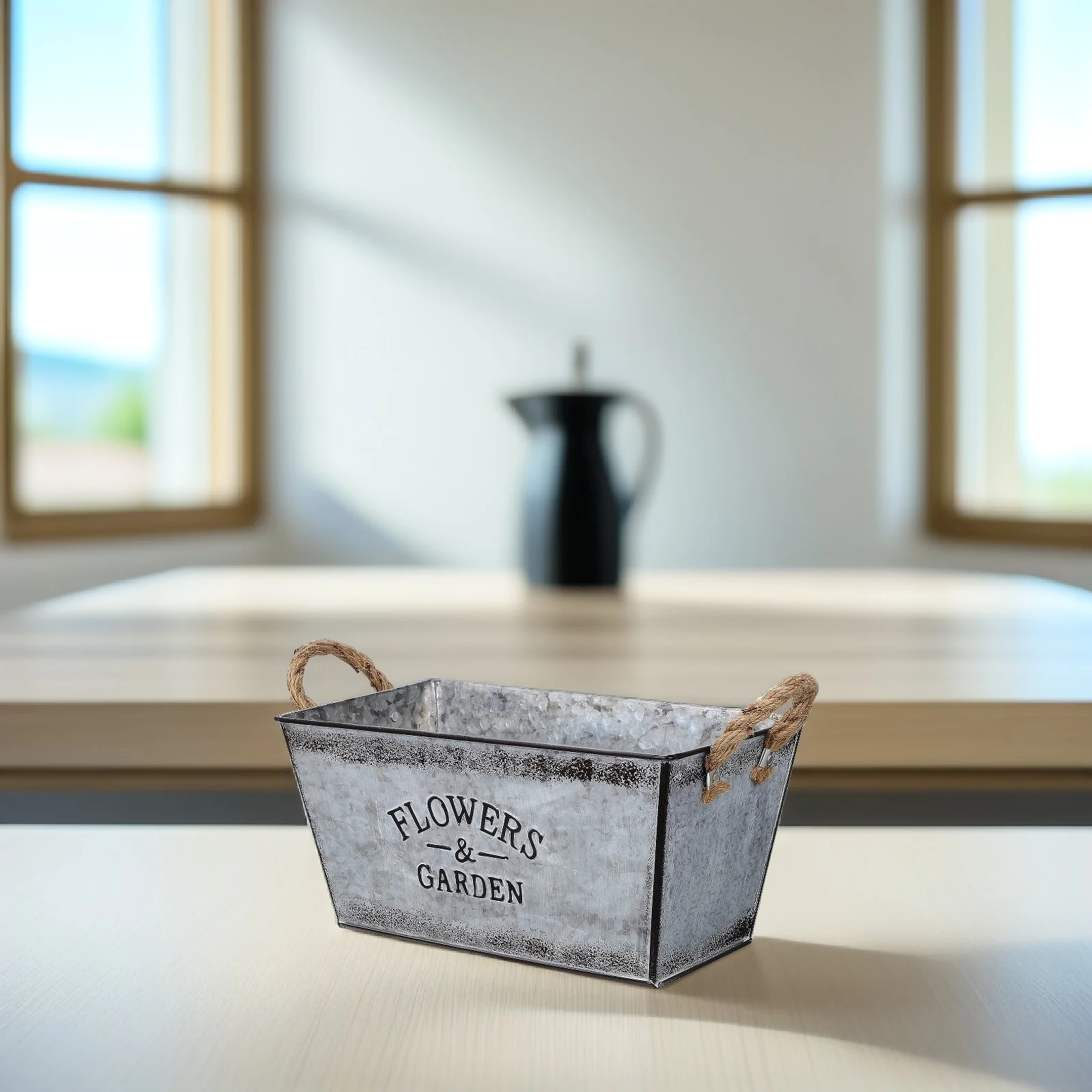 

Vintage Iron Flower Pot Large Metal Planter Bucket for Decor Wrought Iron Planters Retro Pots Storage Container