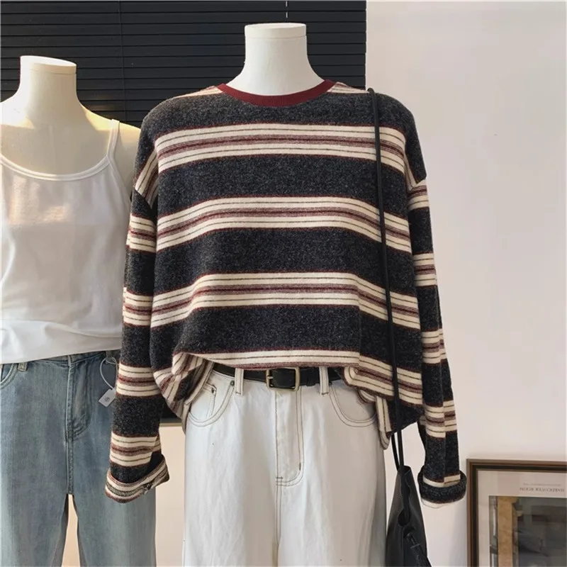 

Американская ретро-футболка из вельвета в полоску с длинным рукавом, женская, осенне-зимняя, утепленная, на флисовой подкладке, свободного кроя, универсальная, с начесом.