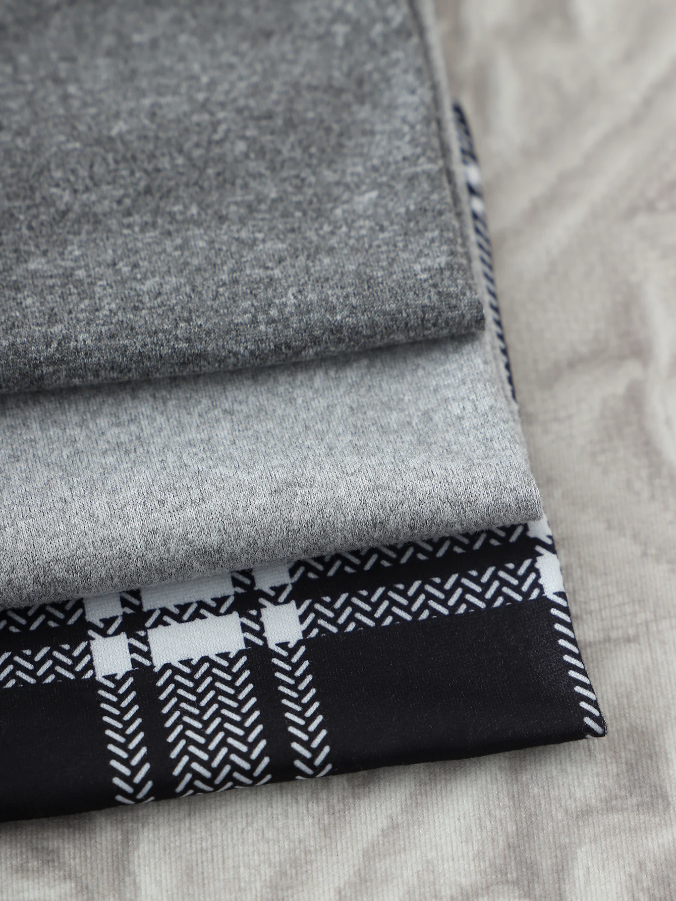 3 PCS elastic waist dark grey pajama pants Light grey pajama pants plaid pajama pants for women set is skin-friendly  and comfor