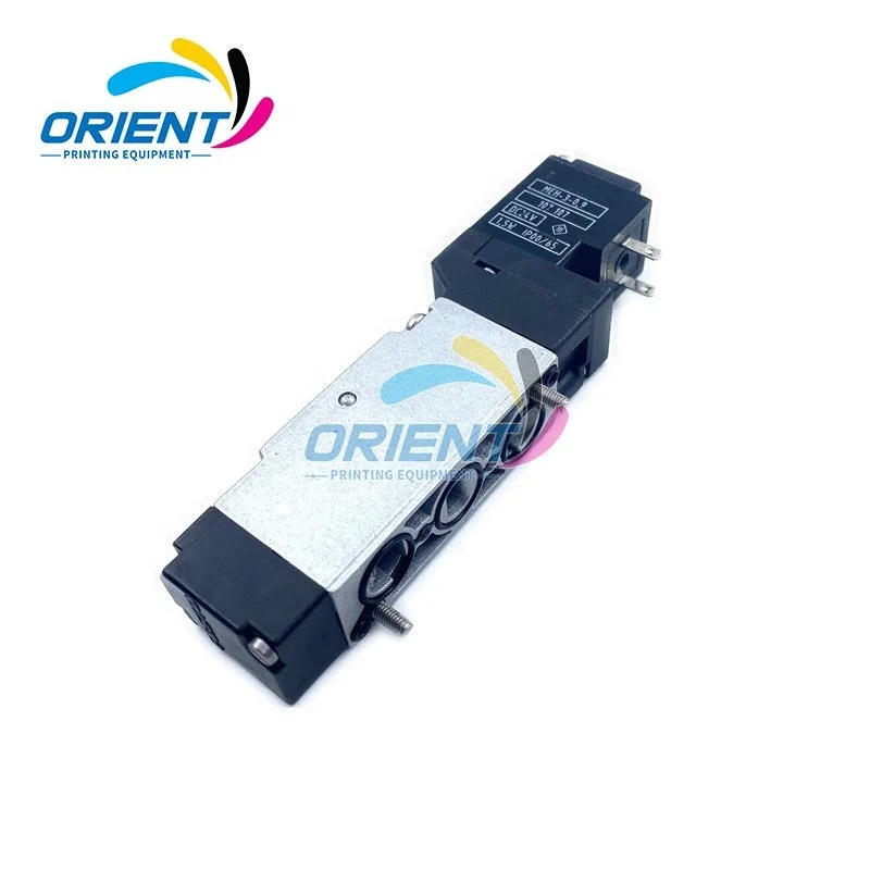 جديد 173404   MEH-5/2-1/8-P-I-B صمام الملف اللولبي الهوائي لقطع غيار KBA #5