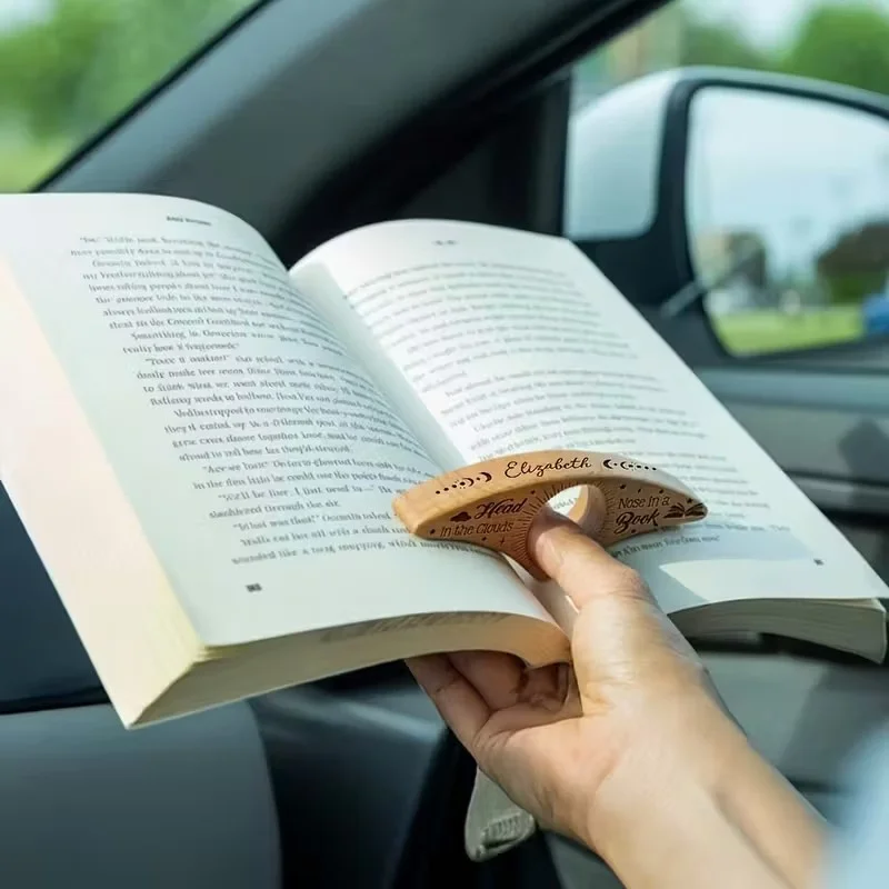 1Pc Retro Holz Daumen Buch Seite Unterstützung Halter Handgemachte Buch Stehen Desktop Lesehilfe Einzigartige Weihnachten Geschenk Büro Liefert – Detail 2
