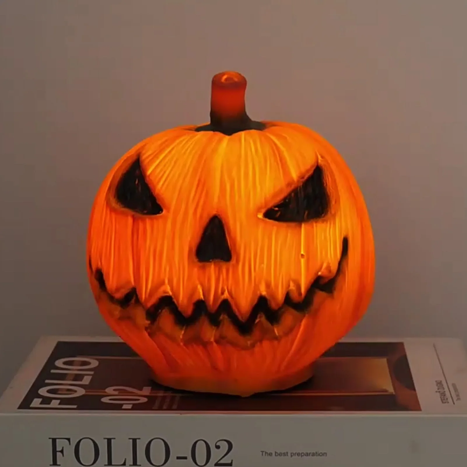 

2025 Halloween Decor Halloween Pumpkin Lantern Glowing and Sound-Emitting Latex Pumpkin Lantern for Haunted House Party Decor
