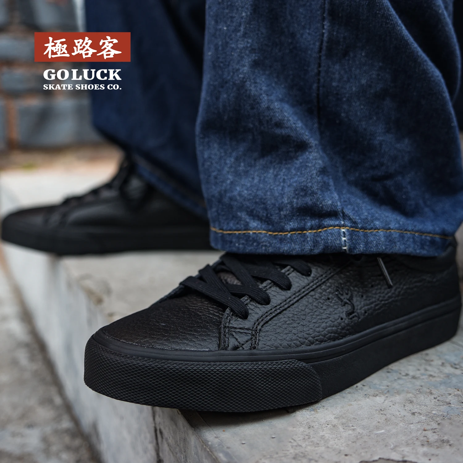 

Goluck man women leather casual sneaker Designer Skate Shoes for skateboard premium comfortable durable Sport Walking shoes