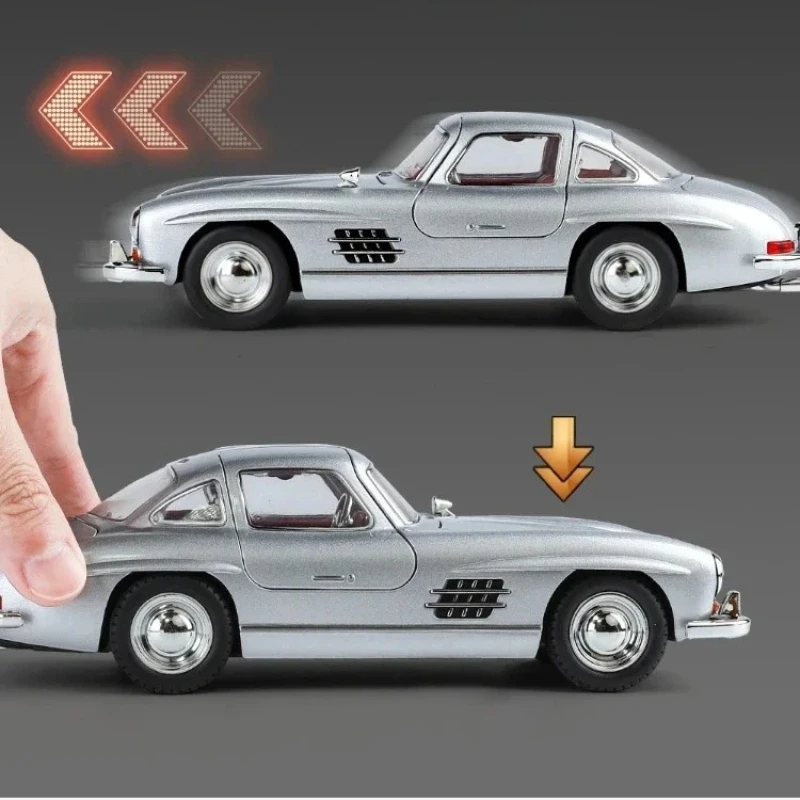 

Масштабная модель классического винтажного автомобиля 300SL (1:24) из сплава, с имитацией звука и света, металлическая, для детей, подарок, декор, коллекция