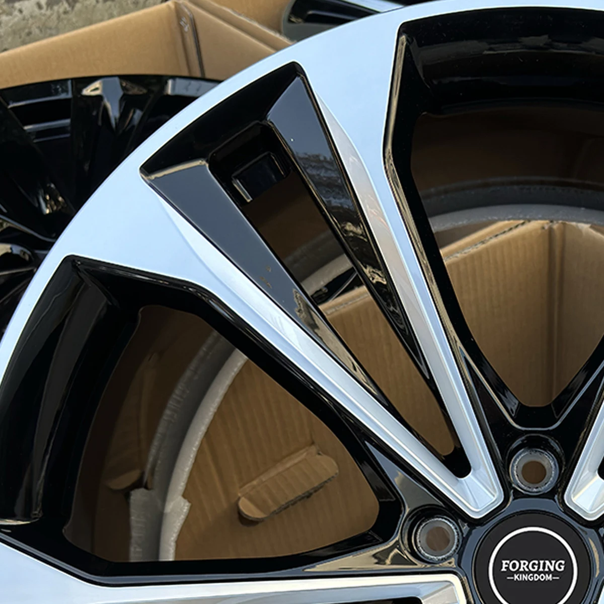 Xianglun Wholesale Custom Forged 6061-T6 Aluminum Alloy Wheels High Quality 17-26 Pulgadas 5*112 5*114.3 5*120 New 35mm 40mm 98m