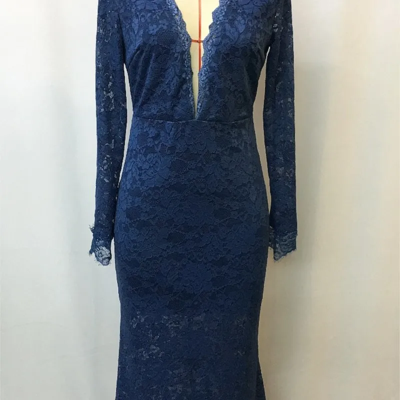 เดรสยาวแขนยาวลายดอกไม้ลูกไม้รัดรูปทรงเข้ารูป คอวีเซ็กซี่ ผ้าซีทรูบางเบา เหมาะสำหรับใส่ไปเที่ยวทะเล ชุดเดรสหรูหราสำหรับงานเลี้ยงค็อกเทล