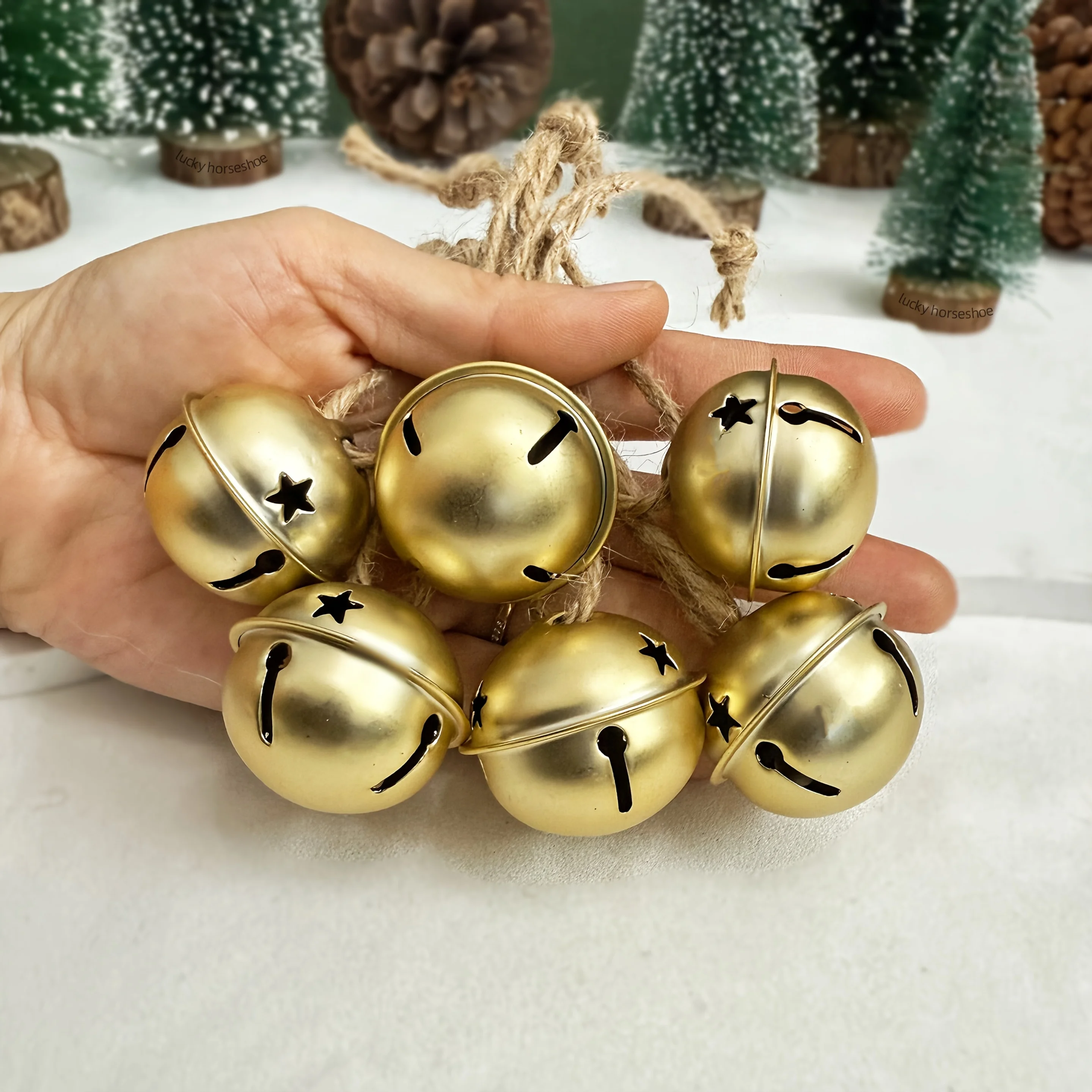 10pcs Golden Decorative Bells - Elegant Metal Christmas Tree Ornaments with Star, Perfect for Holiday Decor, Doorbells Pet Bells
