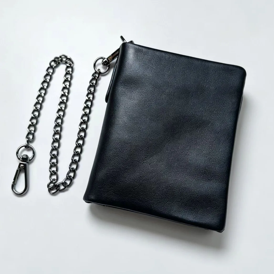 Mens Bi-fold Style Cowhide Leather Chain Wallet Multi-functional Motorcycle Riders Wallets with Zipper Pocket & Multi Card Slot