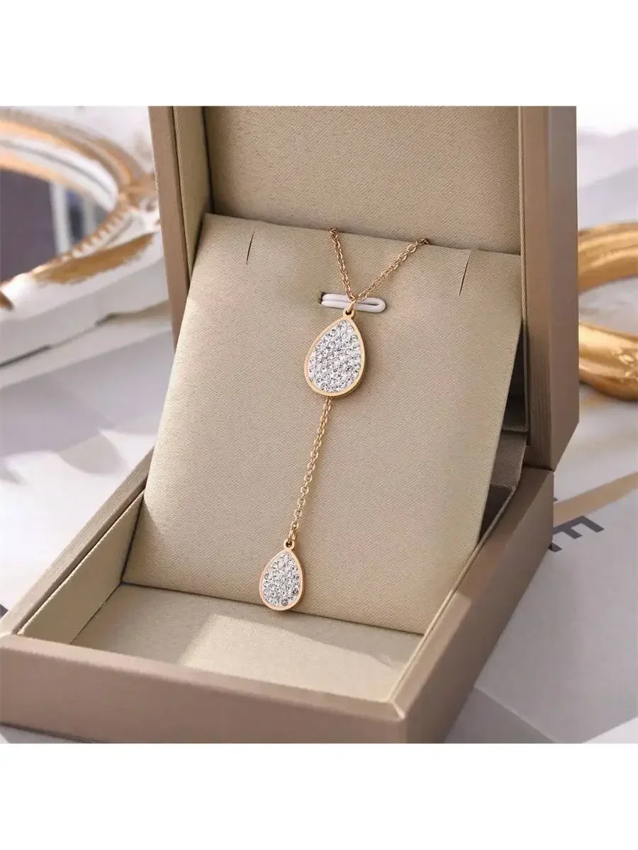 

Elegant Teardrop Pendant Necklace With Rhinestones For Women