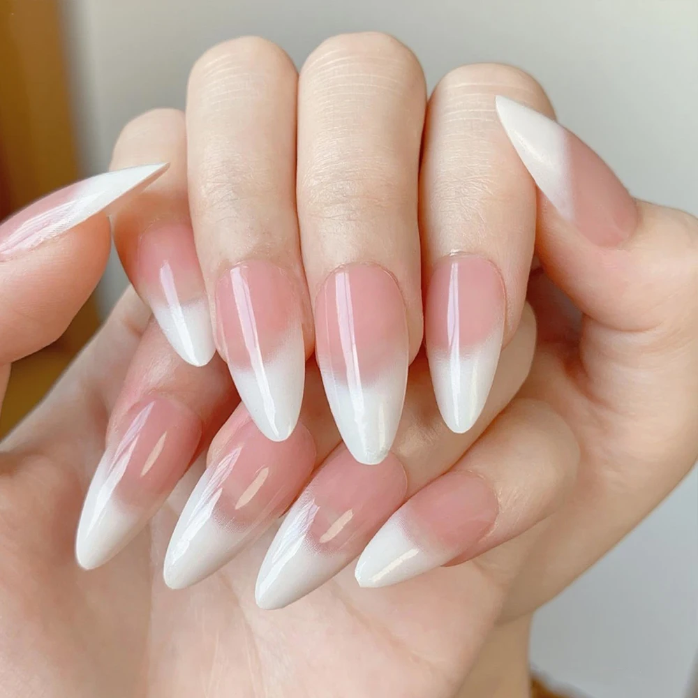24 Buah/Boks Kuku Palsu Almond Perancis Putih Merah Muda Gradien Bening Wanita Tekan Pada Kuku Akrilik Dapat Dipakai Penutup Penuh Kuku Palsu Perancis