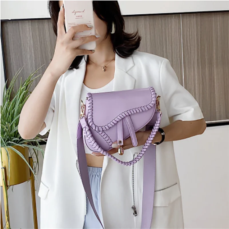 Fashion Saddle Women Bag One Shoulder Handle Trend Casual Hasp Zipper PU Material Polyester Inside Lock Ornament