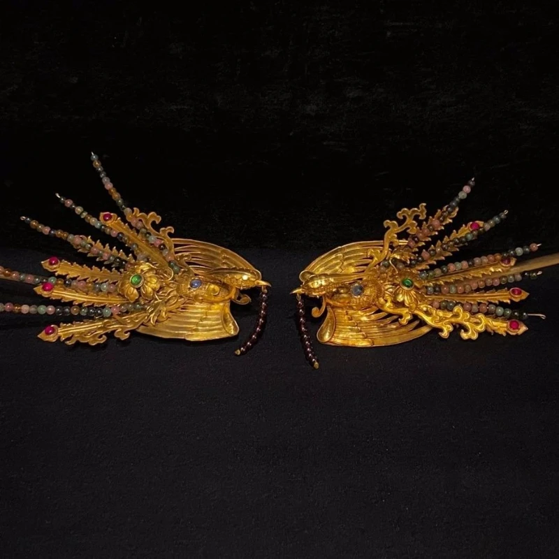 

Silver-plated golden phoenix hairpin inlaid with gemstone filigree craft pulp