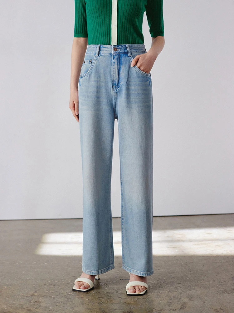 

Lightweight Soft Fabric Summer Cooling Light Blue Wide Straight Leg Slimming Nine-Piece Denim Jeans Women's High Waist Cotton...