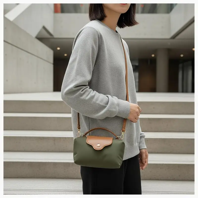 Trendy Stylish Lightweight Dumpling Bag Shoulder Bag Crossbody Bag Simple Chic Handbag Women's Oxford Cloth Small Square Bag