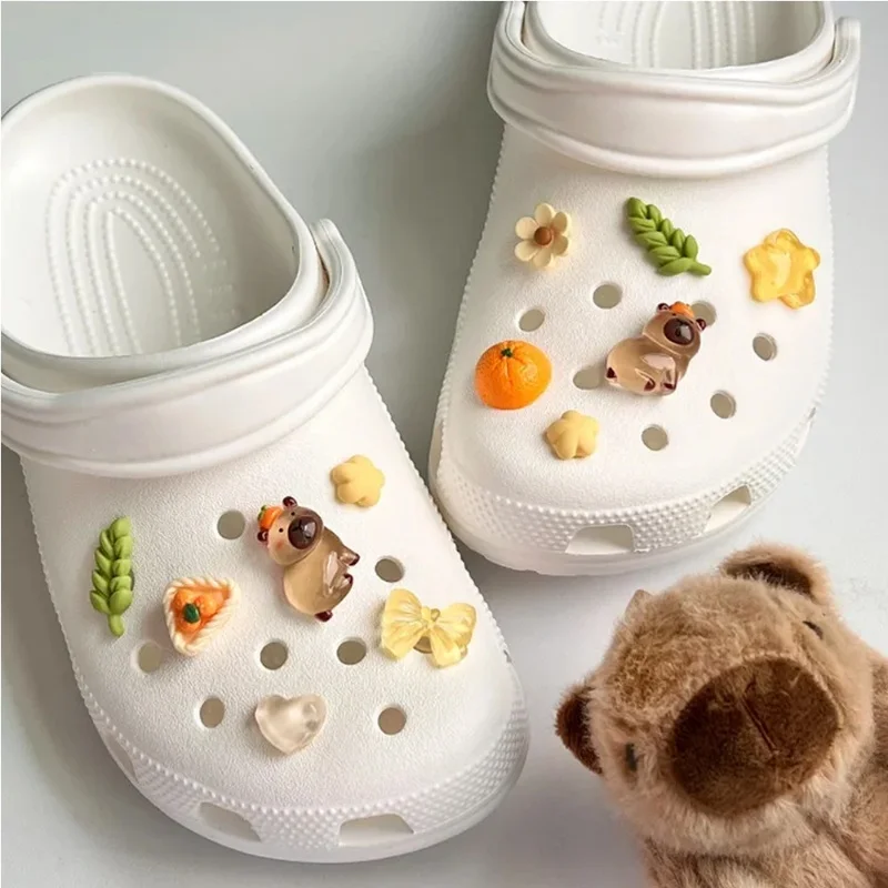 New 12pcs Set of Cartoon Cute Capybara Shoes Charms Funny Shoe Buckle for Clogs Sandals Decoration Xmas Party Gifts