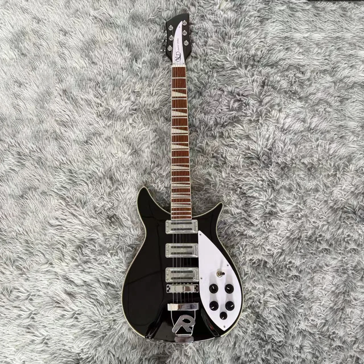 Thumbnail 3 - #7 Latest Guitars Offers