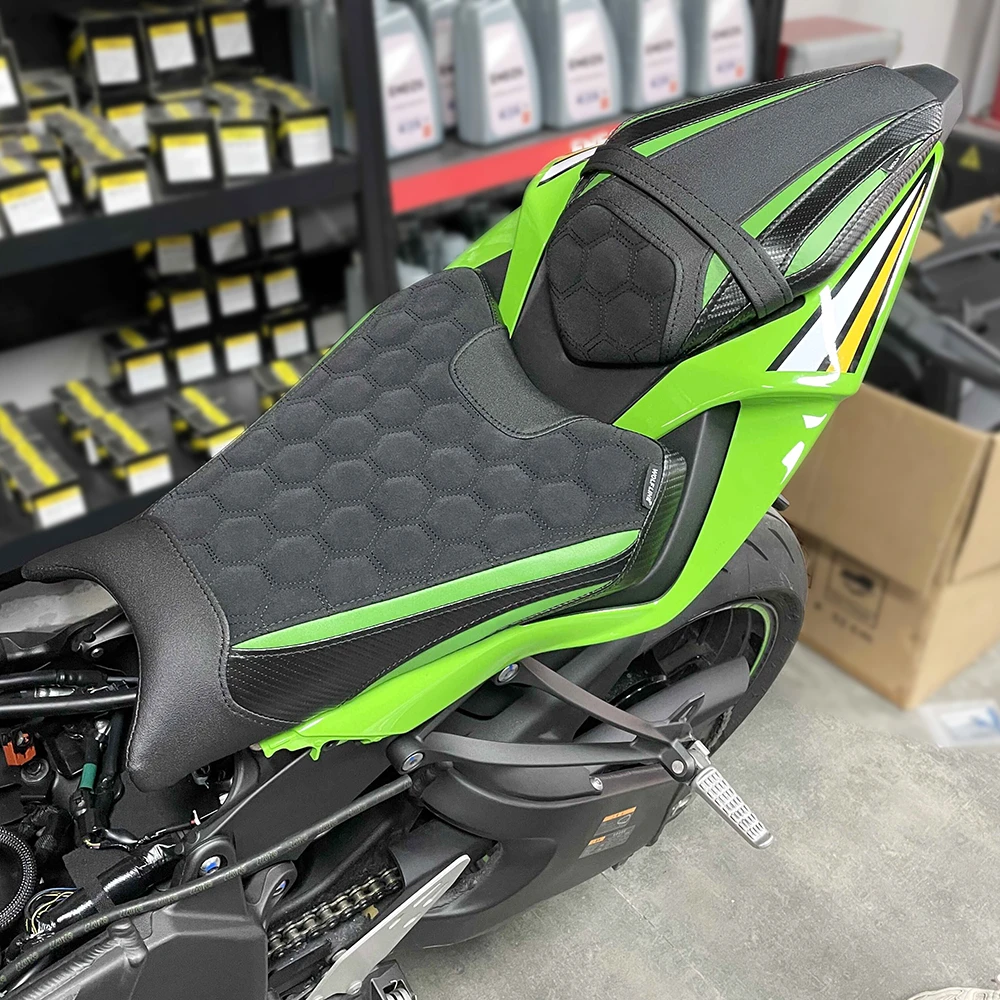 Rear Passenger Pillion Seat Cover for Kawasaki ZX-6R ZX-6R ZX 6R 2019-2025 Cushion Pressure Relief Comfortable Pad