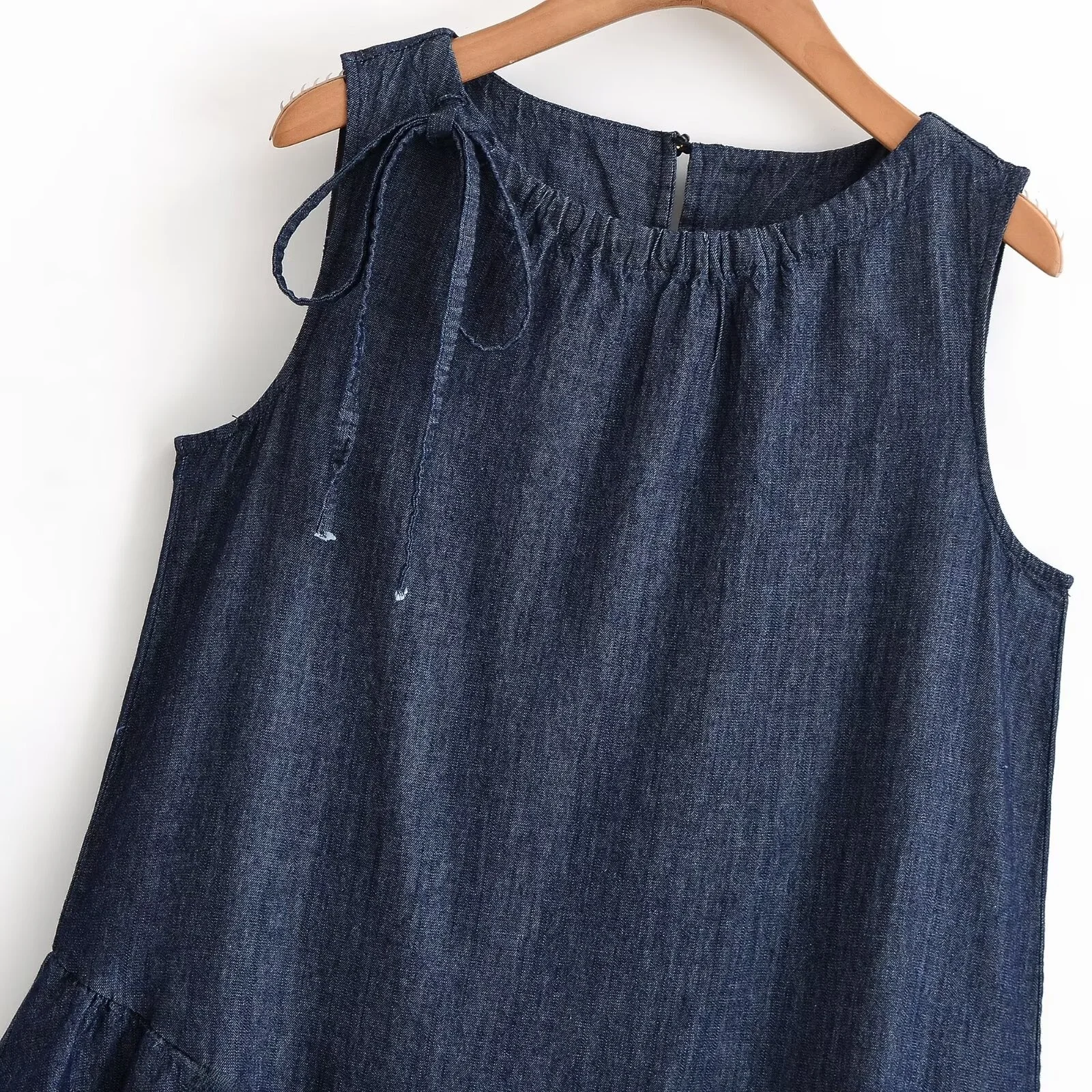 Fashionable Spring Women's Dress 2026 Drawstring Strapless Denim Gown Casual round Neck Zipper A-Line Skirt Loose Fit