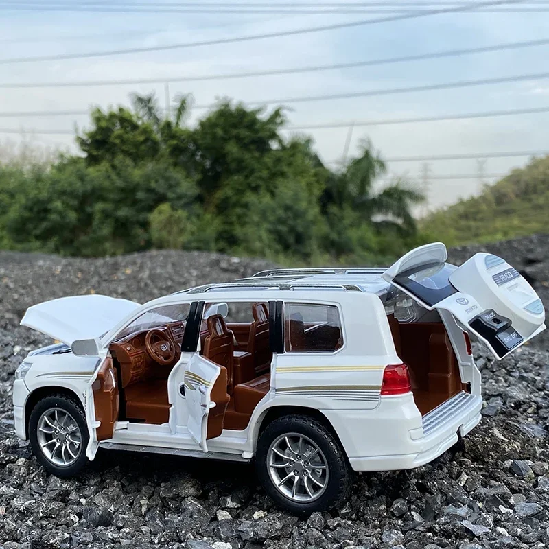 1:24 TOYOTA Land Cruiser Prado Sport SUV Alloy Diecast Car Model With Pull Back Sound Light Children Gifts Collection A174