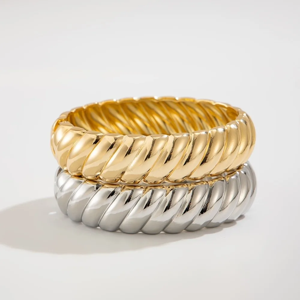 

Creative Retro Spring Bracelet Thick Metal Gold Silver Punk Minimalist Hip-Hop Wrist Couple Jewelry Statement Jewelry