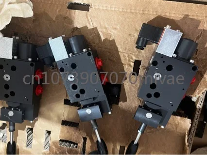 The Original Imported Multi-way Valve Is Used for Sany Zhonglian Pump Truck Accessories