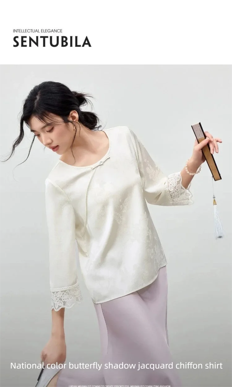 SENTUBILA Damen-Jacquard-Bluse 2026 Neuer Chinesischer Stil Froschknopf Asymmetrische Spitzenborte 3/4-Ärmel Chiffon-Hemd 161VB4045 – Detail 1