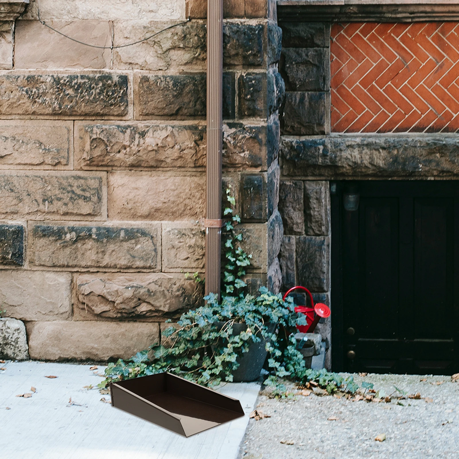 

1Pcs Aluminium Alloy Downspout Splashing Block Gutter Dustpan Splashpan Garden Gutter Tool Rainwater Splash Protector