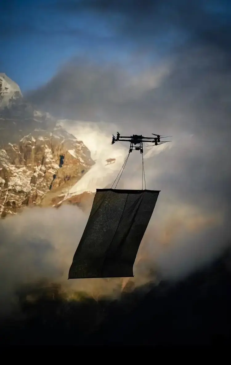 P25 LED Display Drone for High-Ampute Flying Digital Projection Advertising and Hologram Flying Display