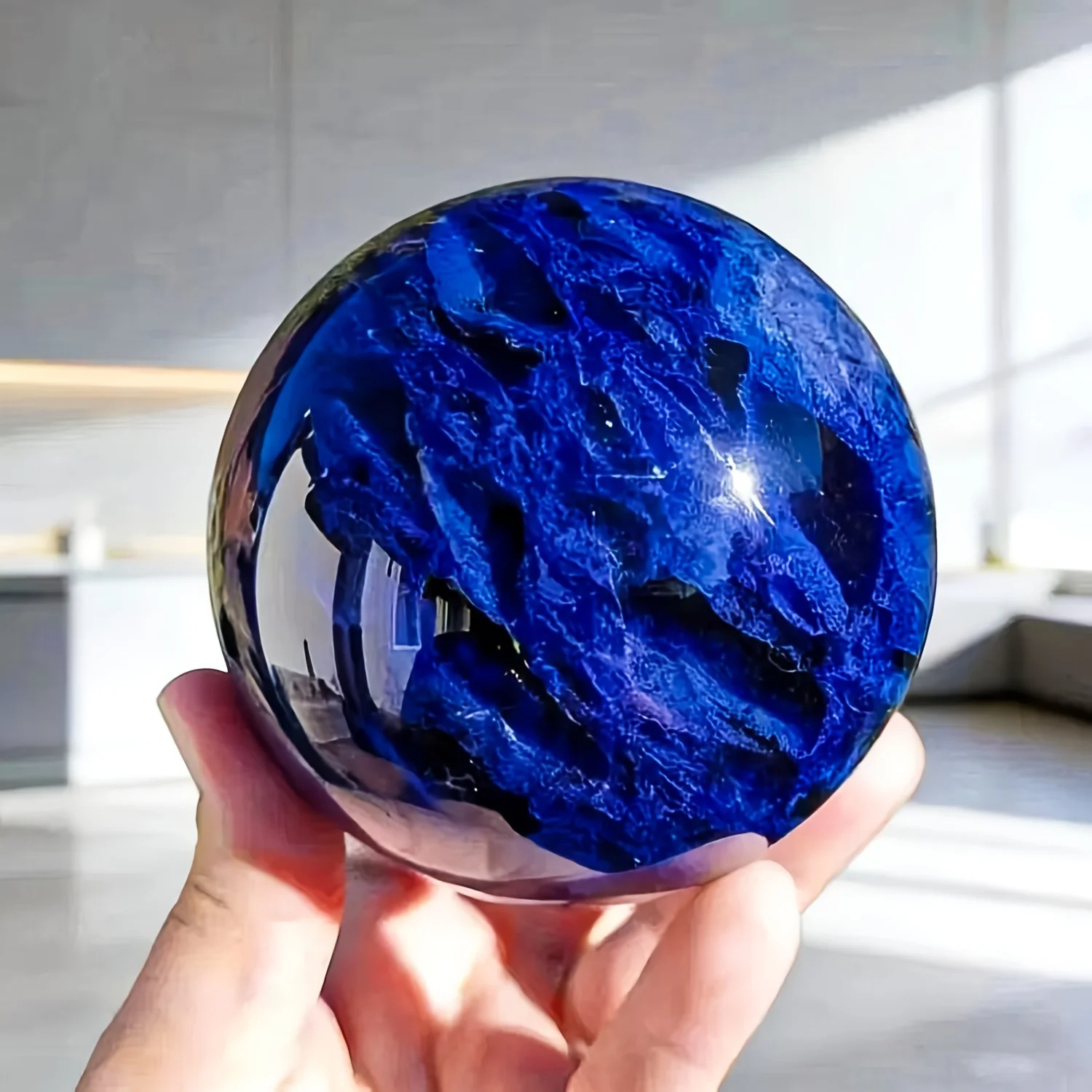Boule de cristal de quartz bleu, sphère de pierre précieuse polie, chakra de la gorge, pierre apaisante, méditation Reiki, décoration de la maison, cadeau de guérison