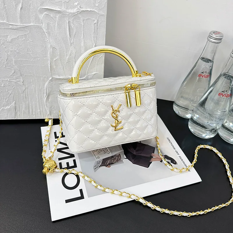 Роскошная стеганая сумка-коробка, женский кошелек на цепочке 2024, дизайнерская косметичка, изысканная и стильная