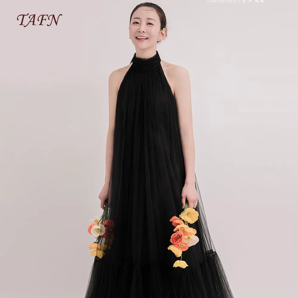 

TAFN High Collar Sleeveless Wedding Shooting Dresses Black Tulle Simple Bridal Gown A-line 한국 웨딩드레스 Custom Made Watteau Train