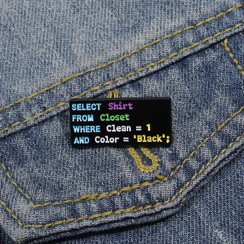 Broche de aleación de programación de base de datos, insignia de programador negra minimalista, Pin de accesorio de letras de color de Metal, nuevo, creativo