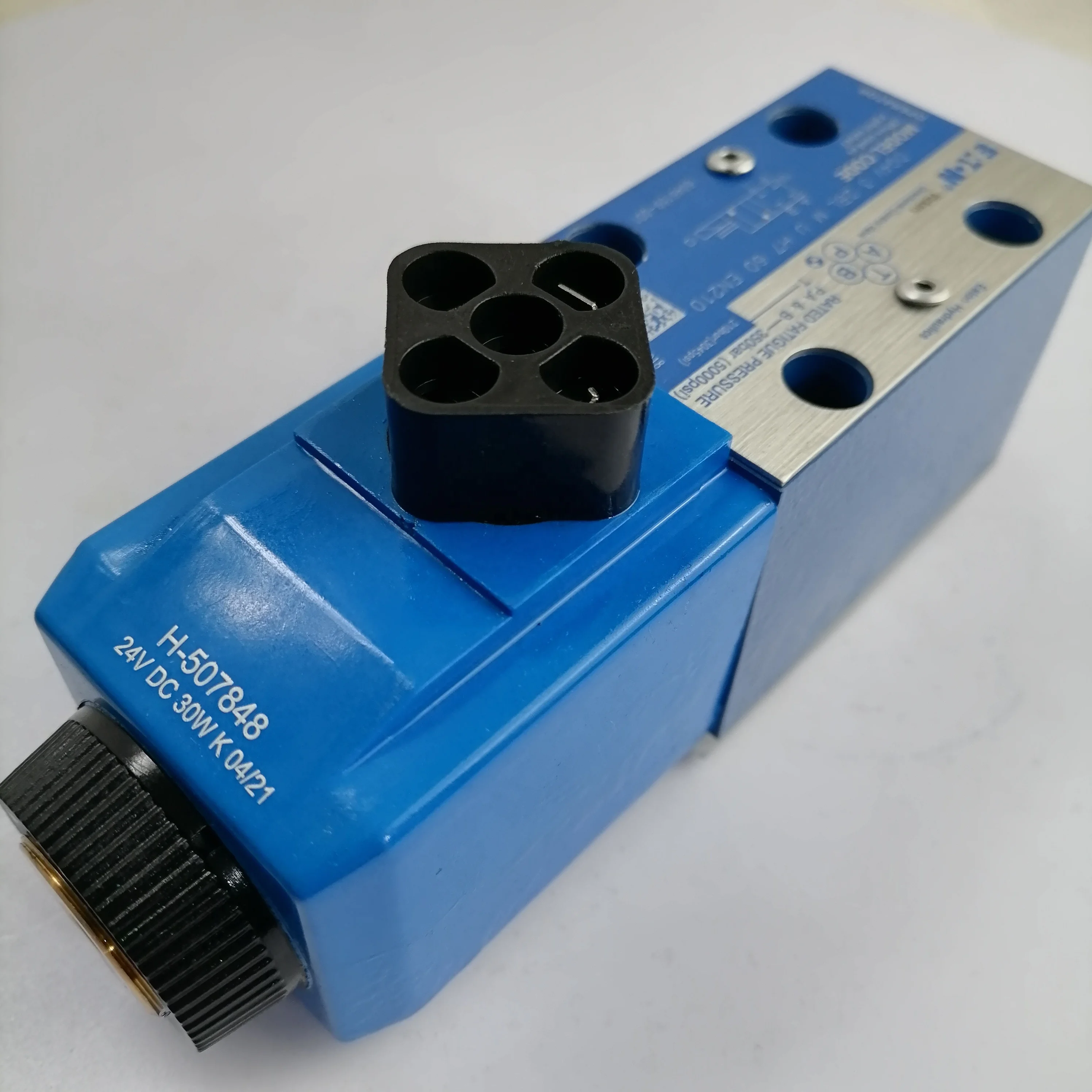 eat on vick ers DG4V solenoid valves DG4V-5-2AJ-M-U-H6-20