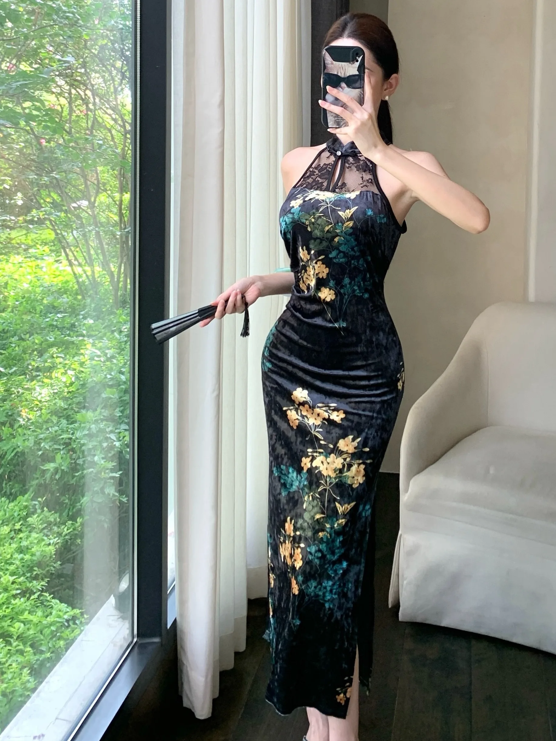 セクシーなノースリーブボディコン旗袍ドレス、ハイ-スリットロングイブニングガウン、ヴィンテージスタイル、ベルベット生地、ポリエステル繊維、花柄