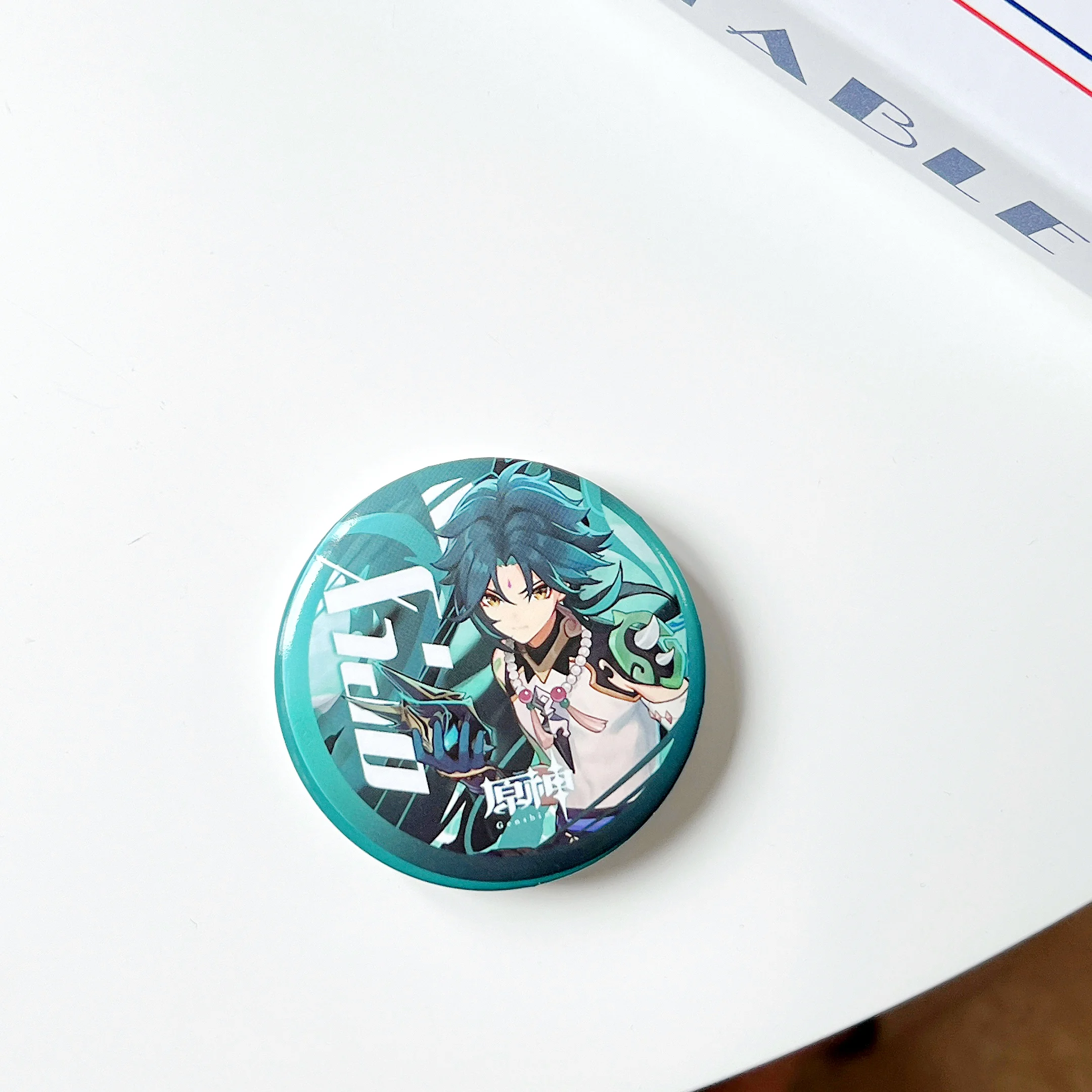 Новая металлическая магнитная подставка Genshin Impact Ins, с глобальной популярной продукции, очень любимая каждый