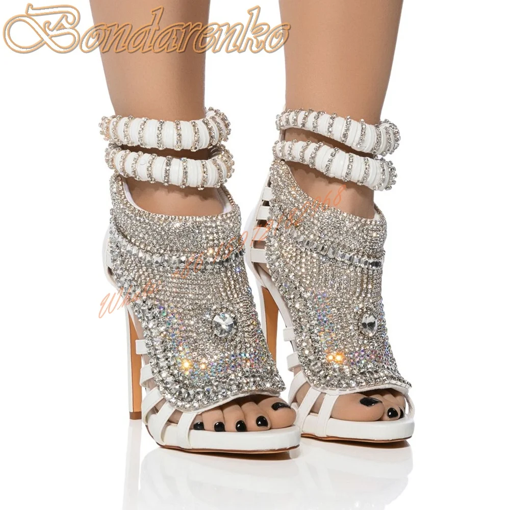 Besetzt Kristall Straps Sandalen Offene spitze Aushöhlen Frauen Sexy Schuhe Stiletto Heels Zurück Zipper Sommer Party Runway Neue Stil Sandalen