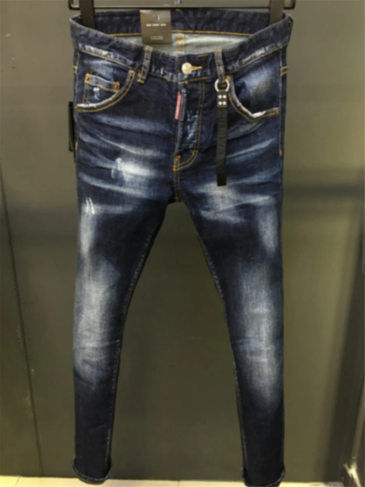 

2024 New D2 Jeans Trendy Men's Jeans Fashionable Slim Fit, Water Washed, Perforated Paint, Micro Elastic Feet Jeans