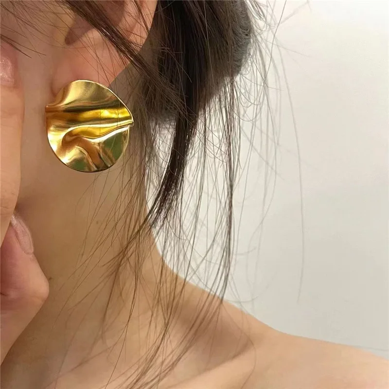 Fashion Circular Pleated Ear Clips Without Pierced for Women Personalized Design Irregular Punk Metal Earrings Party Jewelry