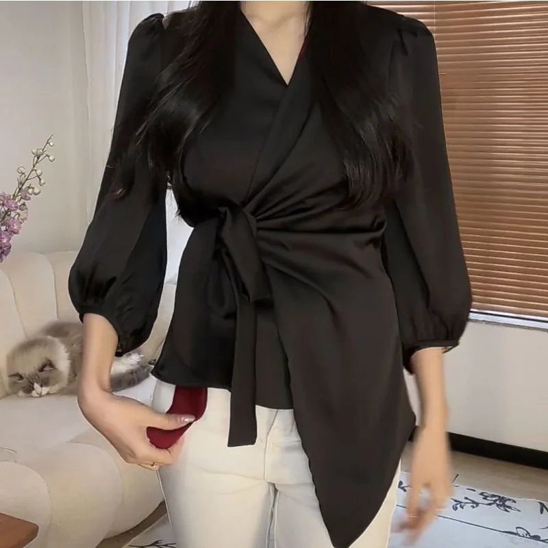 2024 New Summer Chic Elegant Fashion Retro Office Lady Loose Korean Style Women\'s Shirt Solid Color BOW V Neck 3/4 Sleeve Tops