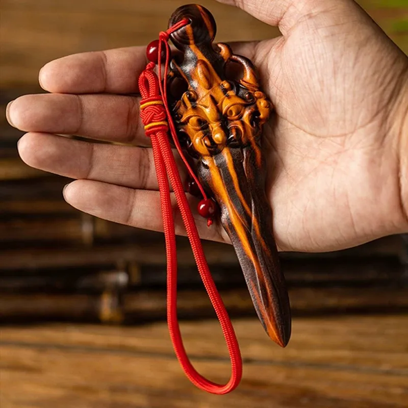 Natural lightning strike peach wood Taoist Jai Chan sword lightning strike pendant for children, baby bedroom, under bed wish - view 5