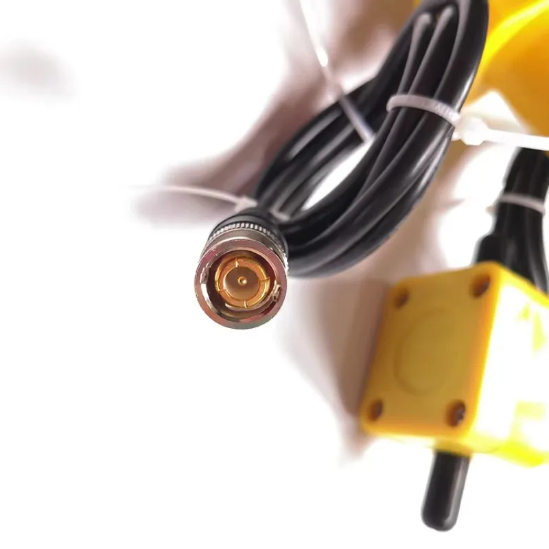 Vertical 4.5 Hz Geophone Sensor in Land case with BNC Male Connector 4.5Hz Geophone String in stock
