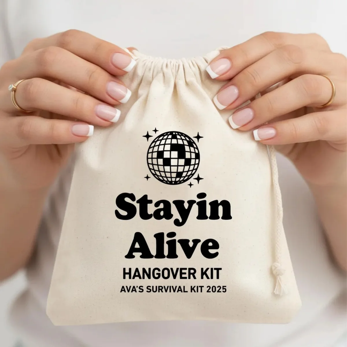 Sac de kit de gueule de bois personnalisé pour enterrement de vie de jeune fille, thème Stayin' Alive Disco, 25 pièces