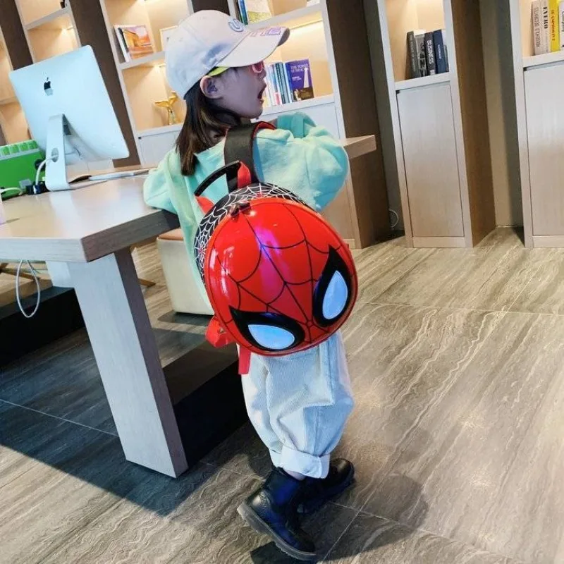 New Spiderman children\'s schoolbag boy creative cartoon eggshell backpack kindergarten students go out cartoon backpack bag