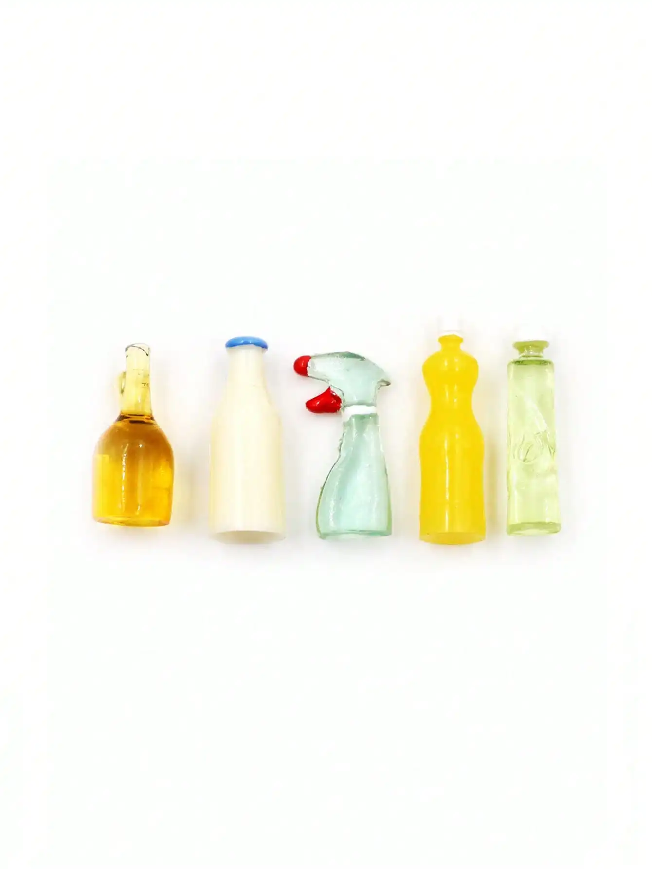 5pcs Dollhouse Miniature Bottles: 1:12 Scale Mini Simulated Cleaner Spray Bottle & Cooking Oil Model, Decor for Bathroom Scenes