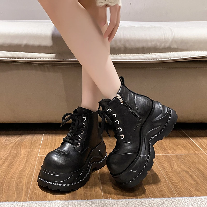 

Brand Design Women High Heels Punk Gothic Female Motorcycle Boots Platform Women Boots Fashion Wedges Ankle Boots Big Size 40