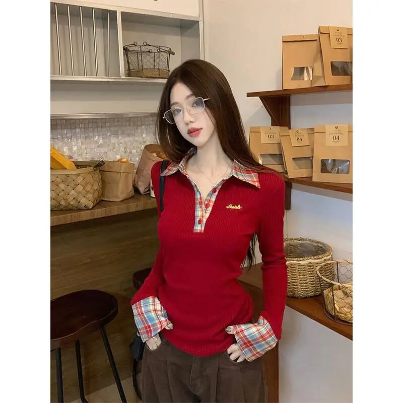 

Пуловер в стиле ретро, имитация двухслойной одежды, с клетчатыми вставками, длинный рукав, футболка из высококачественной ткани для женщин, осенне-зимний сезон, облегающий крой, повседневный стиль.
